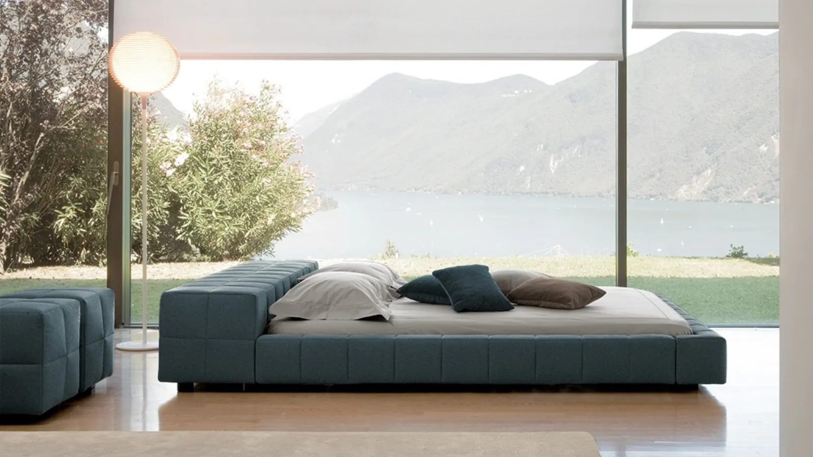 Letto imbottito Squaring di Bonaldo